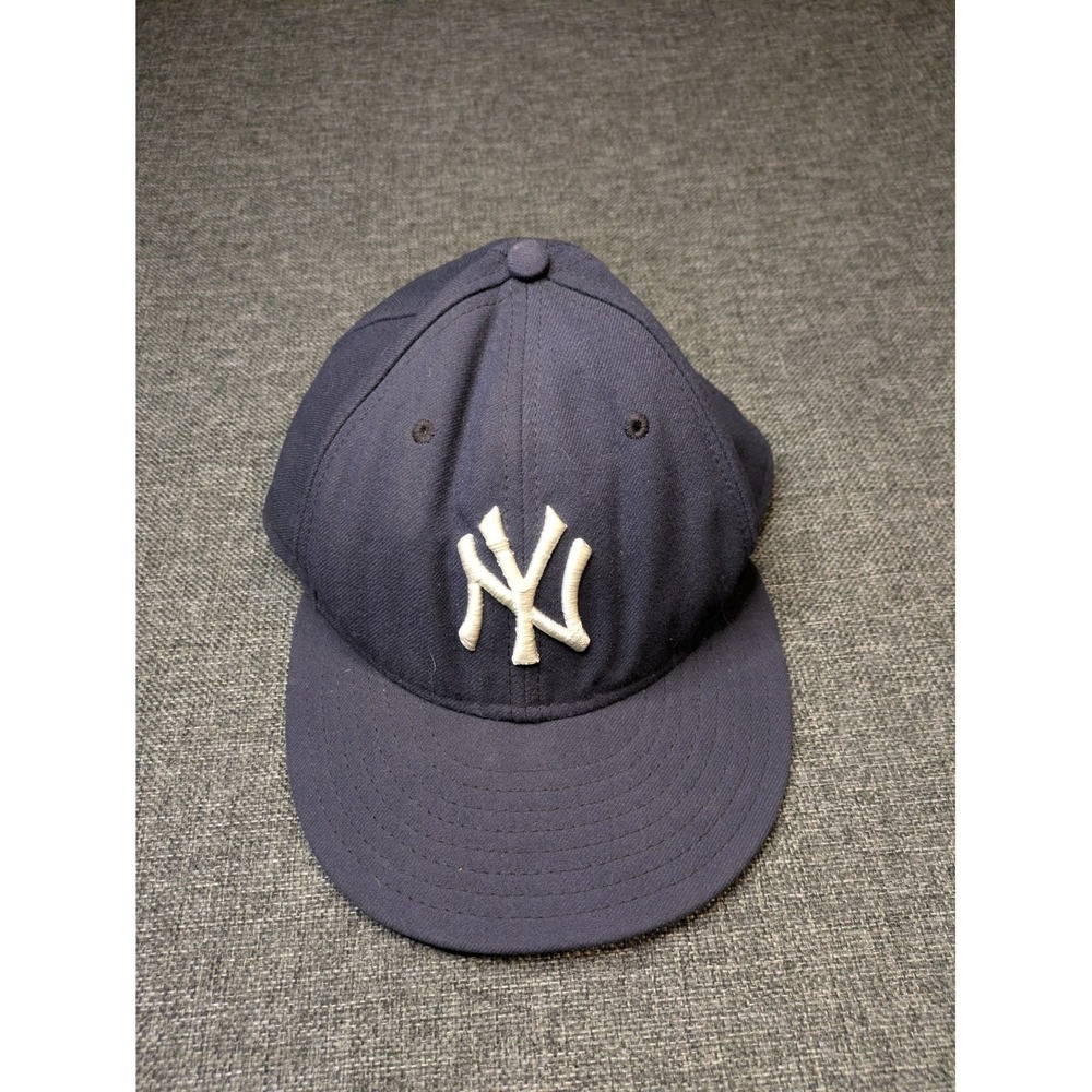59FIFTY New York Yankees New Era Navy Blue NY Logo Hat Cap Size 7 1/4 Fitted MLB